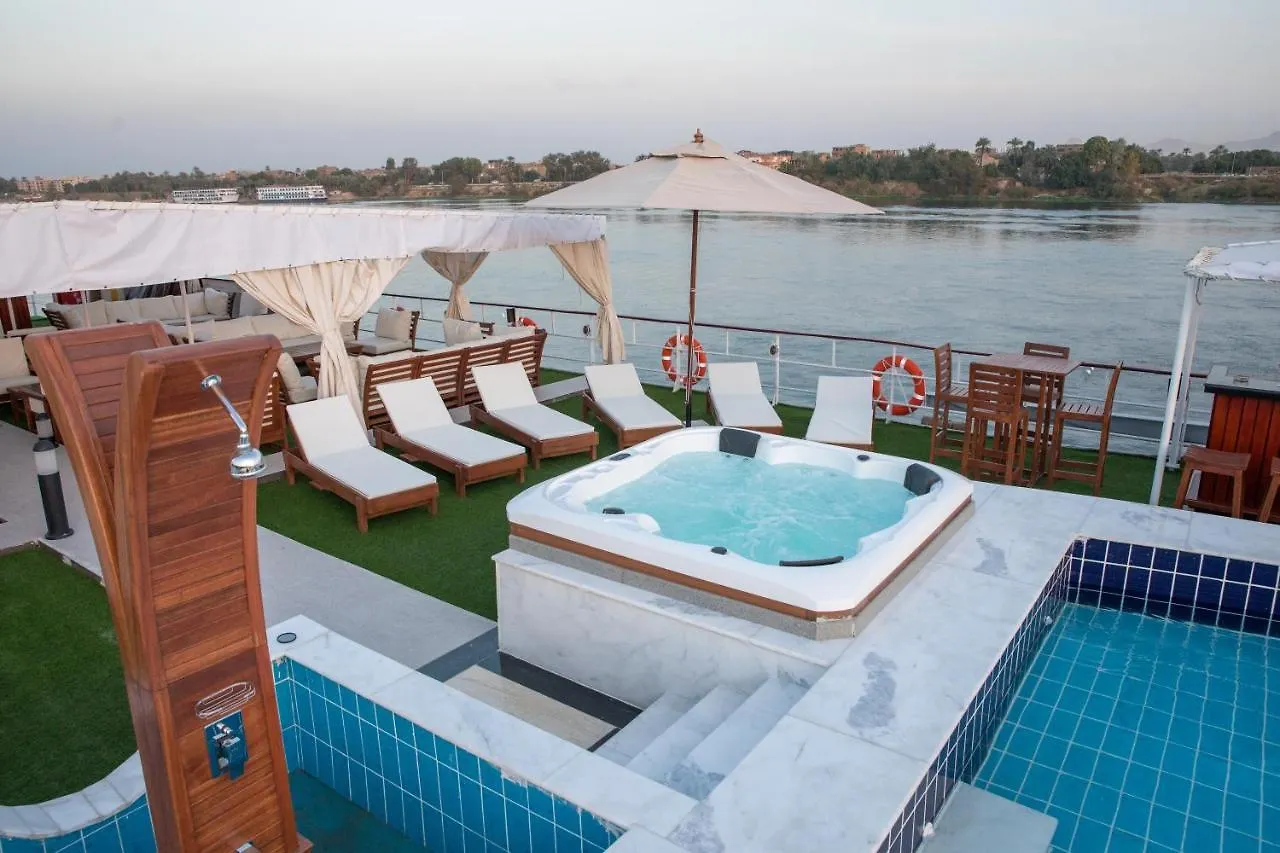 Champollion II 5 Stars Nile Cruise Hotell Luxor 0*,  Egypten