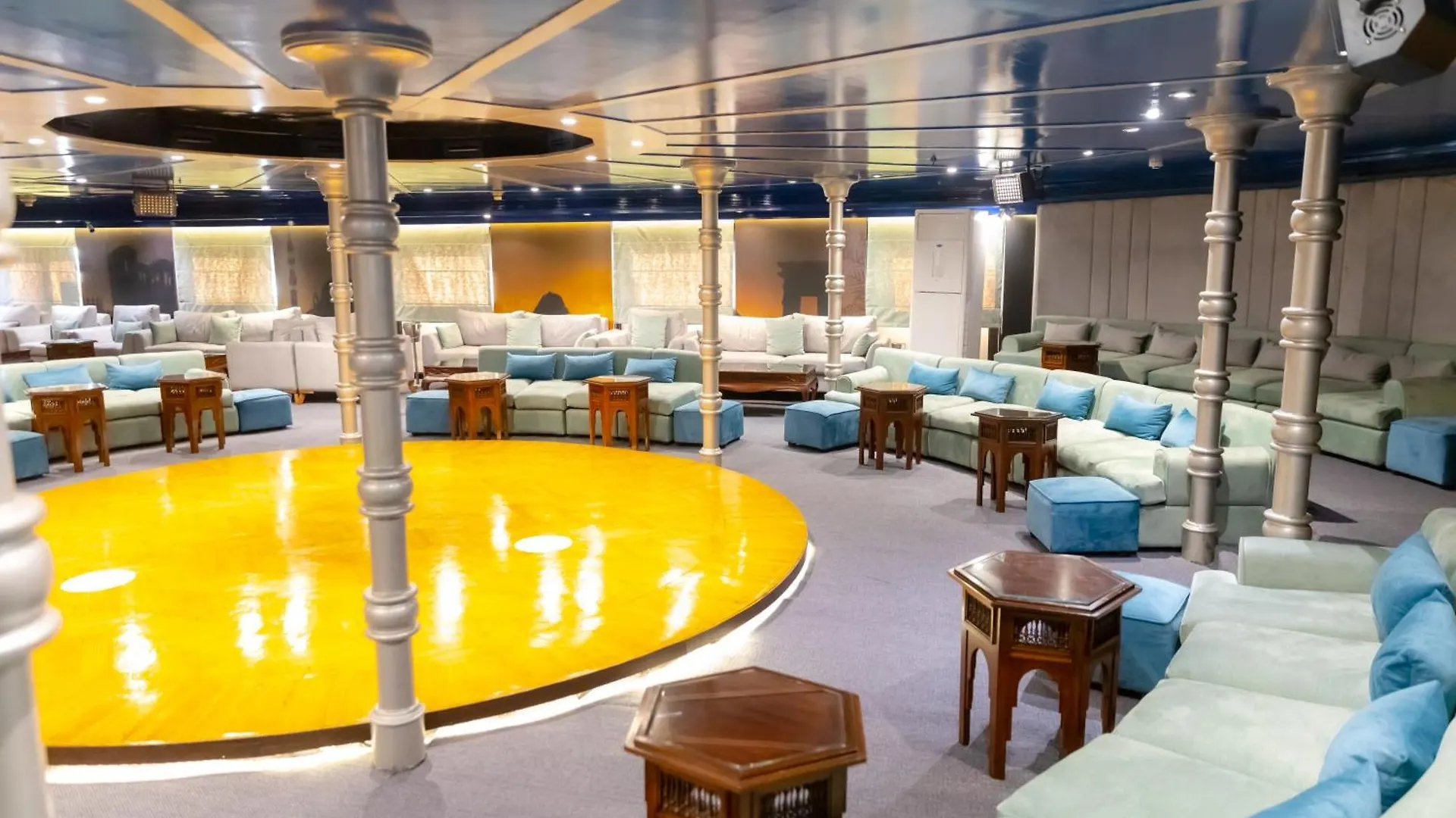 Champollion II 5 Stars Nile Cruise Hotell Luxor Båthotell